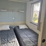 אתר קמפינג Mh 467 Isalisa 3chambres Et 1 Salle De Bain Dans 4 Etoiles Avec Parc Aquatique