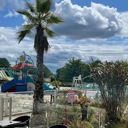 Mh 467 Isalisa 3chambres Et 1 Salle De Bain Dans 4 Etoiles Avec Parc Aquatique Campingplads