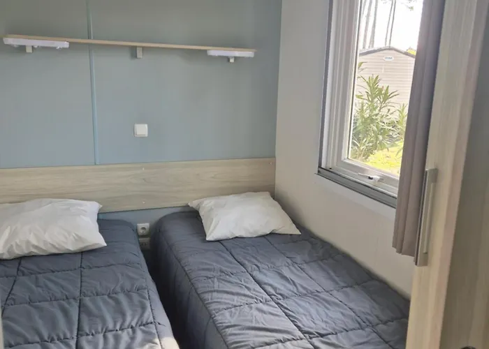 Campsite Mh 467 Isalisa 3chambres Et 1 Salle De Bain Dans 4 Etoiles Avec Parc Aquatique