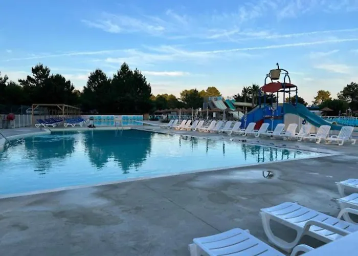 Mh 467 Isalisa 3chambres Et 1 Salle De Bain Dans 4 Etoiles Avec Parc Aquatique Campsite *